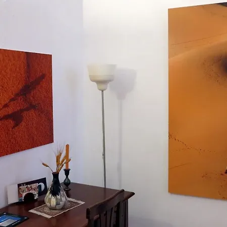 - B&B 